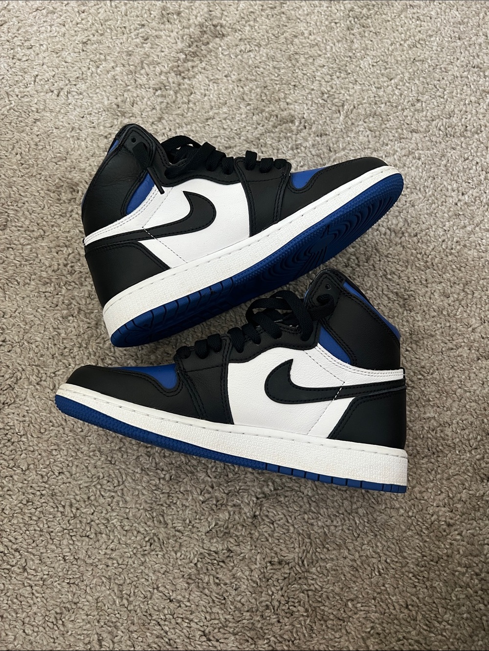 Air Jordan 1 Retro High OG- “Royal Toe”